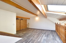 Villa de plain-pied avec piscine et appartement indépendant au calme