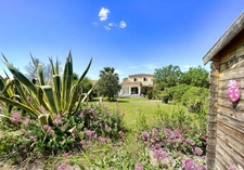 Spacieuse Villa avec piscine au calme et vue imprenable. !!! SOUS OFFRE D'ACHAT ACEPTÉE !!!