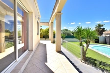 Villa familiale au calme avec piscine !!! SOUS COMPROMIS !!!