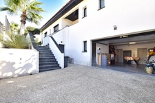 Villa d’exception :  lumière, élégance et prestations haut de gamme