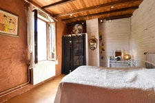 Maison de caractère avec studio indépendant et piscine au cœur de l'Hérault.