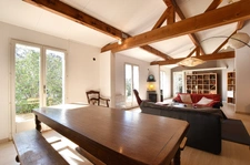 Villa d’architecte au cœur de 2,6 hectares de nature, avec vue panoramique exceptionnelle