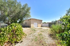 Villa de plain-pied avec piscine et vaste jardin !!! SOUS COMPROMIS !!!