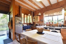 Villa coup de cœur – Bois, lumière et douceur de vivre à Aniane !!! SOUS COMPROMIS !!!