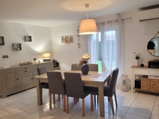 Maison à vendre avec jardin et piscine