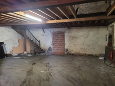 Batiment en PIERRE au coeur de CISSAC MEDOC