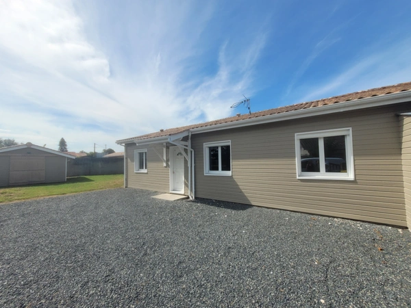 Maison à vendre 3 chambres proche de LESPARRE MEDOC (33) sur terrain de 669 m2
