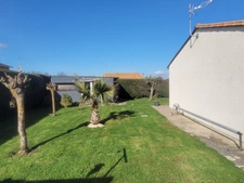 Maison à vendre avec jardin et piscine