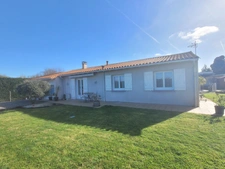 Maison à vendre avec jardin et piscine