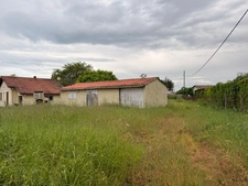 Terrain de 800 m2 avec bati existant