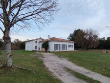 Maison à vendre 6 chambres ,  205 m2 sur terrain de 5000 m2 