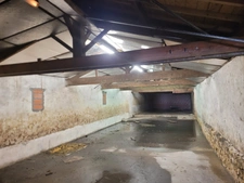 batiment en pierre à vendre et à rénover sur  CISSAC MEDOC (33)