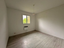 Maison à vendre 2 chambres sur terrain constructible  de 1200 m2 ( possibilité de seconde maison )