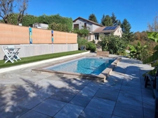  Élégante propriété avec piscine sur les hauteurs de Chazeau, limite Saint-Ferréol-d’Auroure, 201 m² + annexe, terrain paysager de 1 950 m².