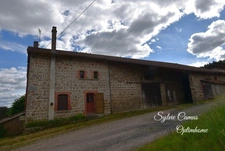 Authentique corps de ferme à vendre 7 pièces SAUVESSANGES (63) de belle surface