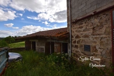 Authentique corps de ferme à vendre 7 pièces SAUVESSANGES (63) de belle surface