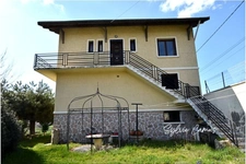 A La Seauve-sur-Semène 43, Maison à fort potentiel avec vue exceptionnelle, sur un terrain de 2358 m² cadre bucolique 