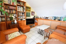 Acheter à prix réduit grâce au viager– Duplex inversé avec terrasse et vue panoramique à Saint-Genest-Lerpt (42)