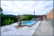  À vendre bien rare – Superbe propriété avec vue imprenable, piscine et prestations haut de gamme – Firminy / Saint-Ferréol-d’Auroure