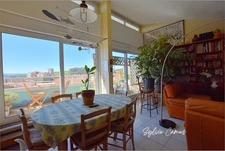 Acheter à prix réduit grâce au viager– Duplex inversé avec terrasse et vue panoramique à Saint-Genest-Lerpt (42)