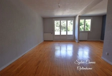 Appartement 4/5 pièces avec balcon, ascenseur et vue sur parc – À découvrir ! Firminy