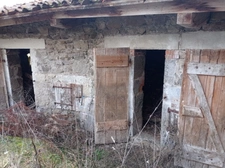 Authentique corps de ferme à vendre 7 pièces SAUVESSANGES (63) de belle surface