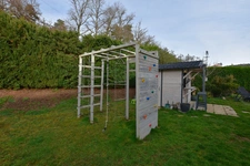 Maison familiale 140 m² avec piscine – Cadre verdoyant et vue dégagée LA CHAPELLE D'AUREC (43)
