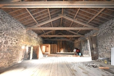 Maison à vendre 4 pièces DUNIERES (43)  Authentique ferme à fort potentiel dans un écrin de verdure 