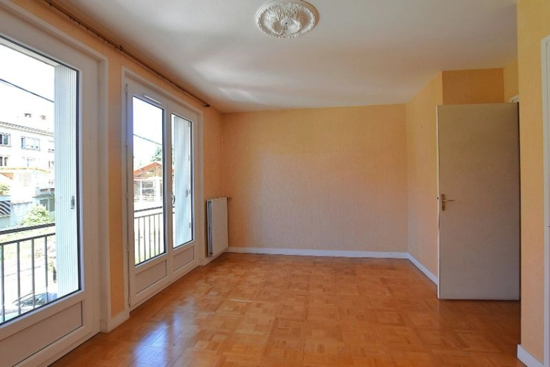 Appartement 6 pièces 137 m² · à Le Puy en Velay · 137 m² · 180 000 €