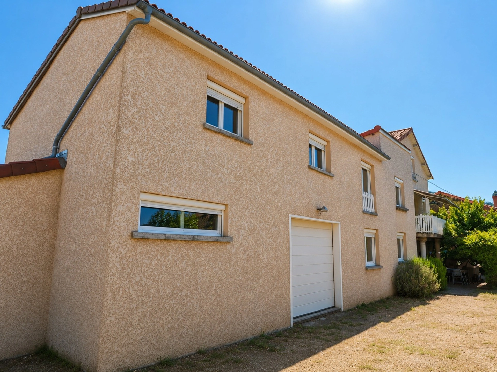 Maison 8 pièces 210 m² · à Les Martres de Veyre · 210 m² · 399 900 €