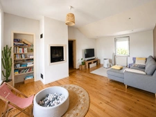 Maison à vendre 8 pièces LES MARTRES DE VEYRE (63)