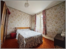 Maison et grange attenante