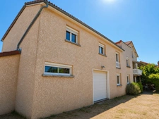 Maison à vendre 8 pièces LES MARTRES DE VEYRE (63)