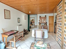 Maison de bourg avec terrasse et vue dégagée – Beaumont (63110)