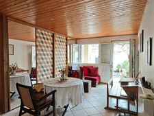Maison de bourg avec terrasse et vue dégagée – Beaumont (63110)