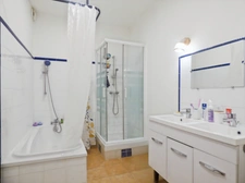 APPARTEMENT 4 PIECES EN RDC ET DE PLAIN PIED AVEC GARAGE ET PATIO