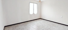 MAISON DES ANNEES 70 SUR GRAND TERRAIN CONSTRUCTIBLE 