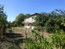 MAISON SUR TERRAIN CONSTRUCTIBLE DE PRES DE 4000M2 