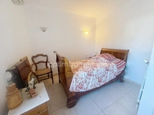 MAISON DE VILLAGE AVEC GRAND GARAGE, PISICNE, ETAGE AMENAGEABLE