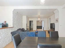 APPARTEMENT 4 PIECES EN REZ-DE-CHAUSSEE ET DE PLAIN PIED AVEC GARAGE ET PATIO