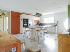 MAGNIFIQUE MAISON DE PLAIN-PIED, 4 CHAMBRES, PISCINE, GARAGE, sur parcelle de 1024m2