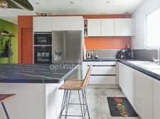 MAGNIFIQUE MAISON DE PLAIN-PIED, 4 CHAMBRES, PISCINE, GARAGE, sur parcelle de 1024m2