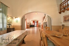 PROPRIÉTÉ DE 358 M² + DÉPENDANCE - ARLES SUR TECH (66150)