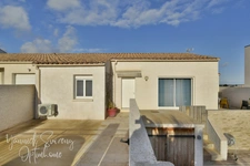 MAISON T4 DE 2020 AVEC PISCINE - CAVES (11510)