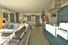 MAISON T4 DE 2020 AVEC PISCINE - CAVES (11510)