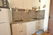 APPARTEMENT T2 CABINE - MAGNIFIQUE VUE SUR LE PORT DE PLAISANCE