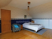 AUXONNE - BELLE MAISON FAMILIALE DE 210 M² ++ DONT UNE DÉPENDANCE DE 60 M² SUR UN GRAND TERRAIN 