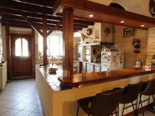IS-sur-TILLE - MAISON ATYPIQUE - 6 PIÈCES - 3 CHAMBRES - 110 m² HABITABLES