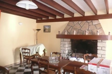 Dpt Lot (46), à vendre proche de GOURDON maison P18 de 420 m² - Terrain de 2466 m² 