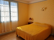 Maison à vendre 7 pièces CAZOULES (24)